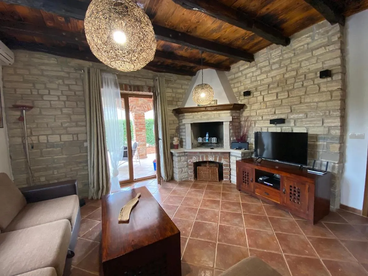בית נופש Butkovići Paradise Villa Cassonni Istria 4 Stars